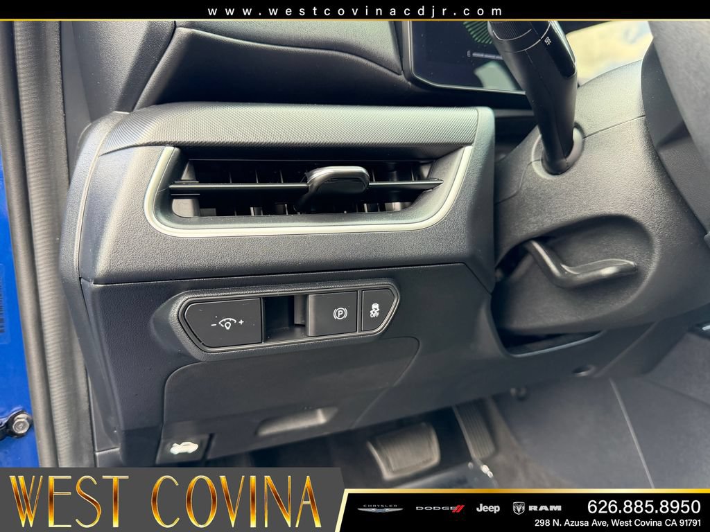 Used 2025 Kia K4 FWD image 27