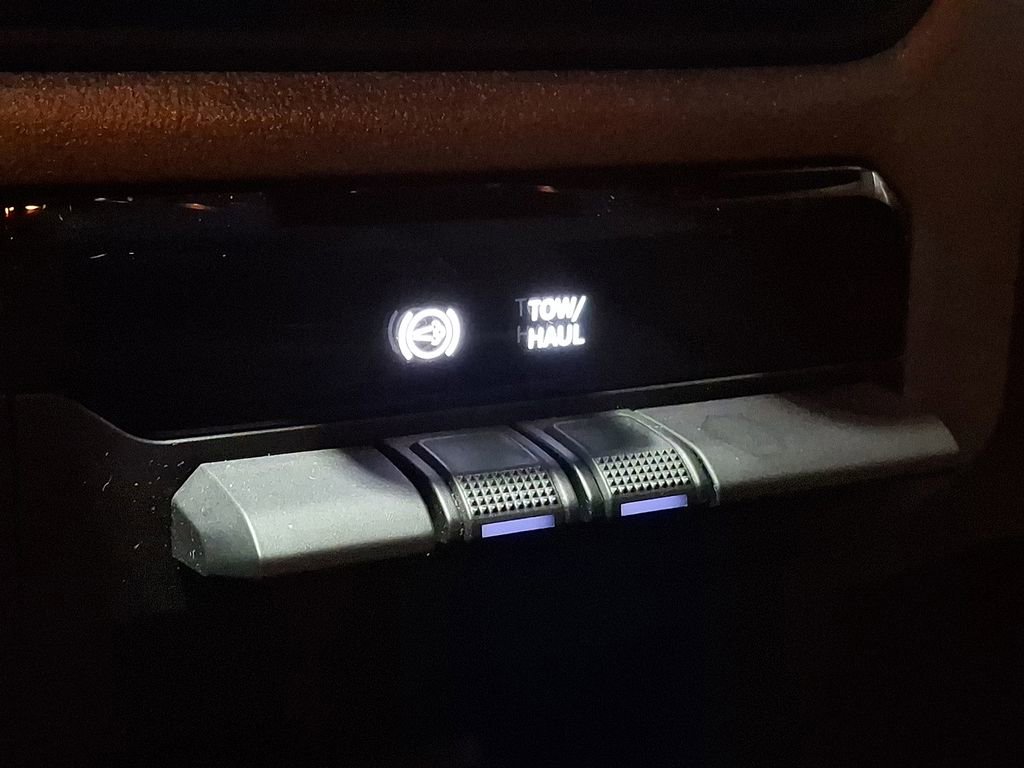 Used 2022 RAM 2500 Tradesman image 16