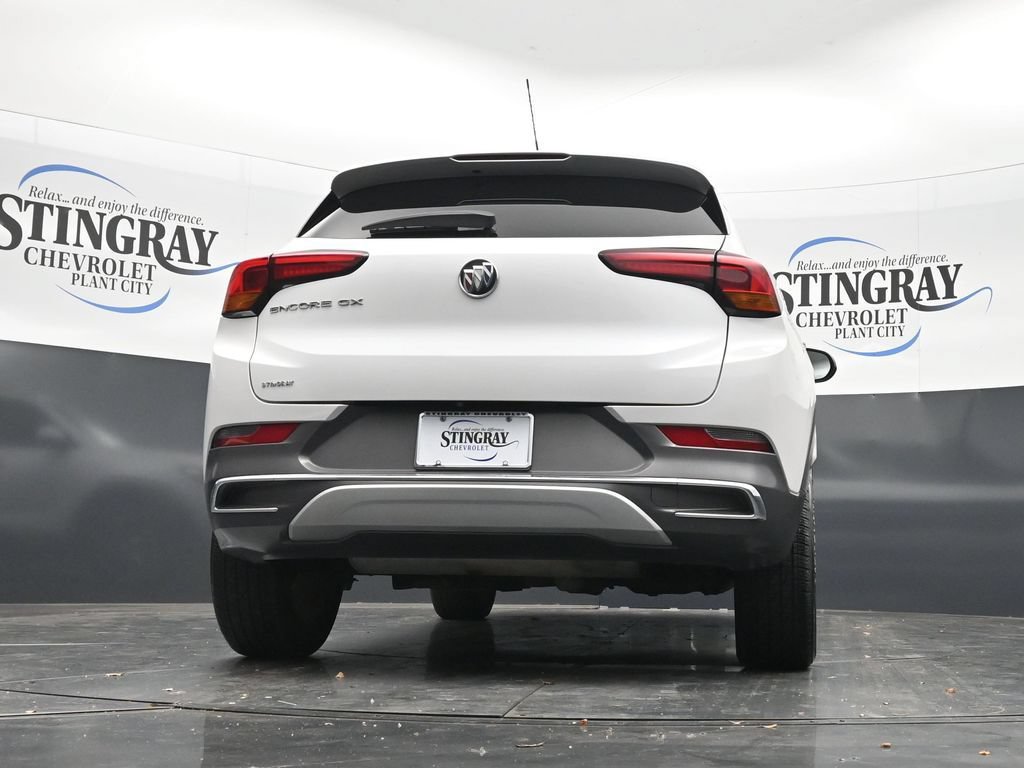 Used 2021 Buick Encore GX Essence w/ Experience Buick Package FWD image 31
