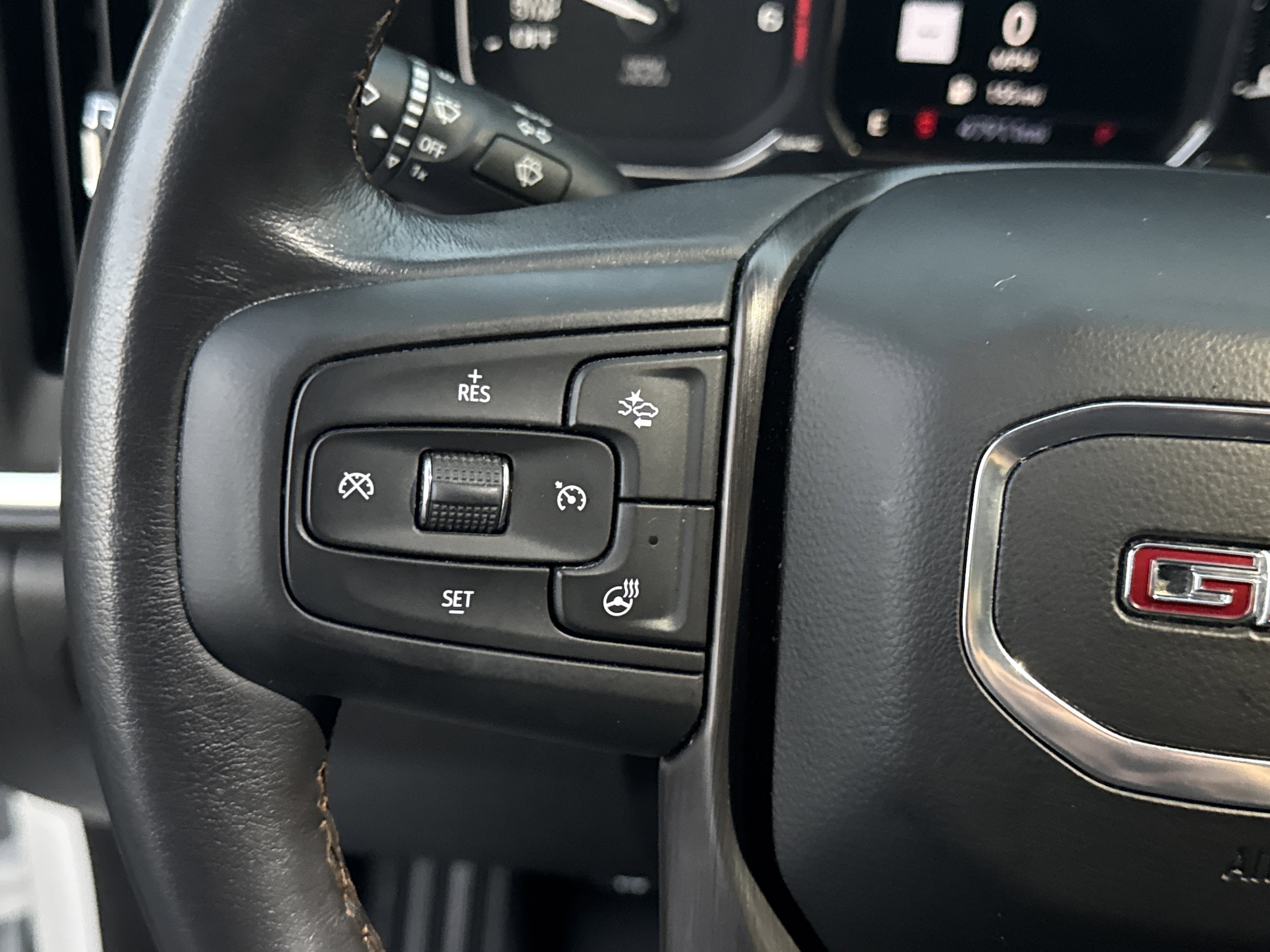 Used 2021 GMC Sierra 1500 AT4 w/ Technology Package image 19