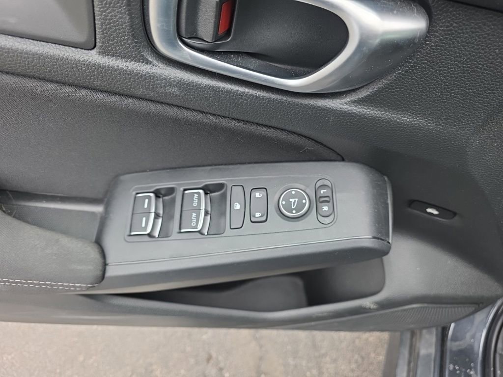 Used 2024 Honda Civic Sport image 12