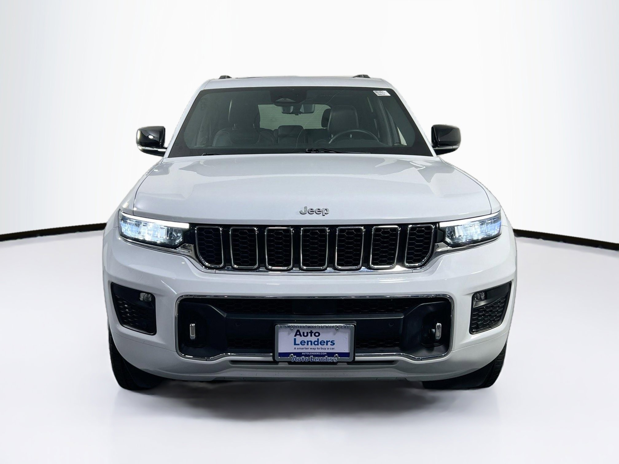 Used 2022 Jeep Grand Cherokee Overland w/ Luxury Tech Group IV image 2