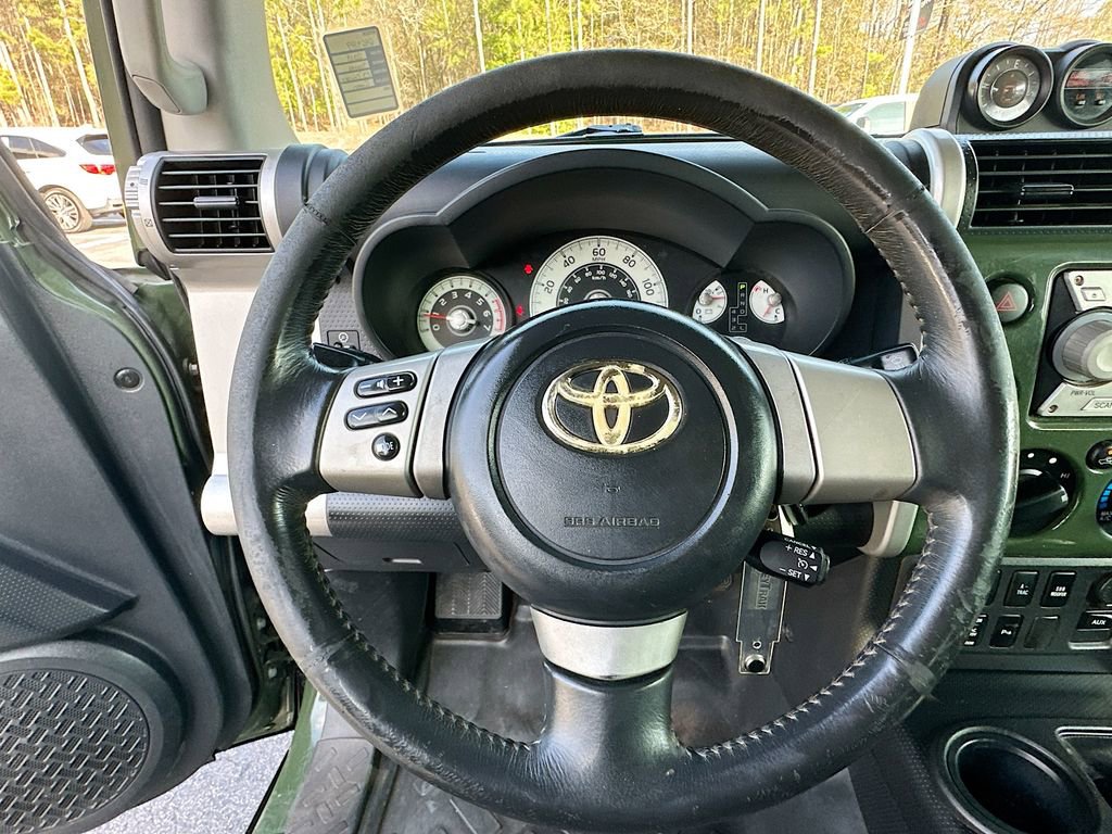 Used 2010 Toyota FJ Cruiser 4WD image 18