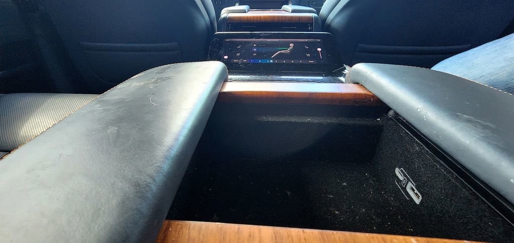 Used 2024 Jeep Grand Wagoneer L Series III w/ Rear Seat Video Group 1 AWD/4WD image 86