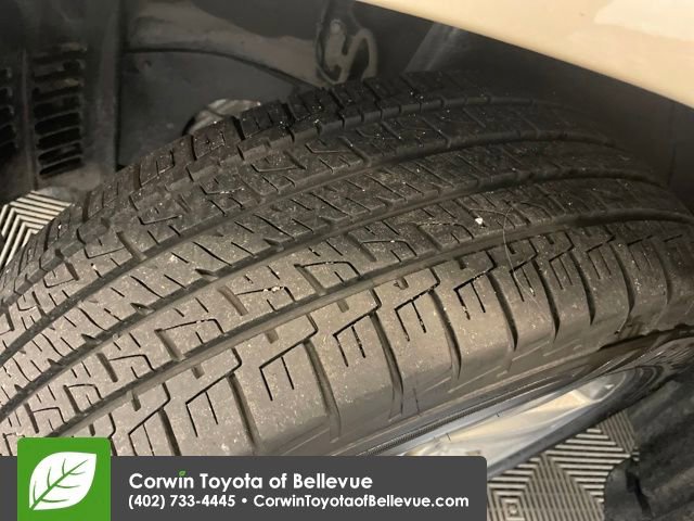 Used 2012 Toyota Highlander Limited image 27