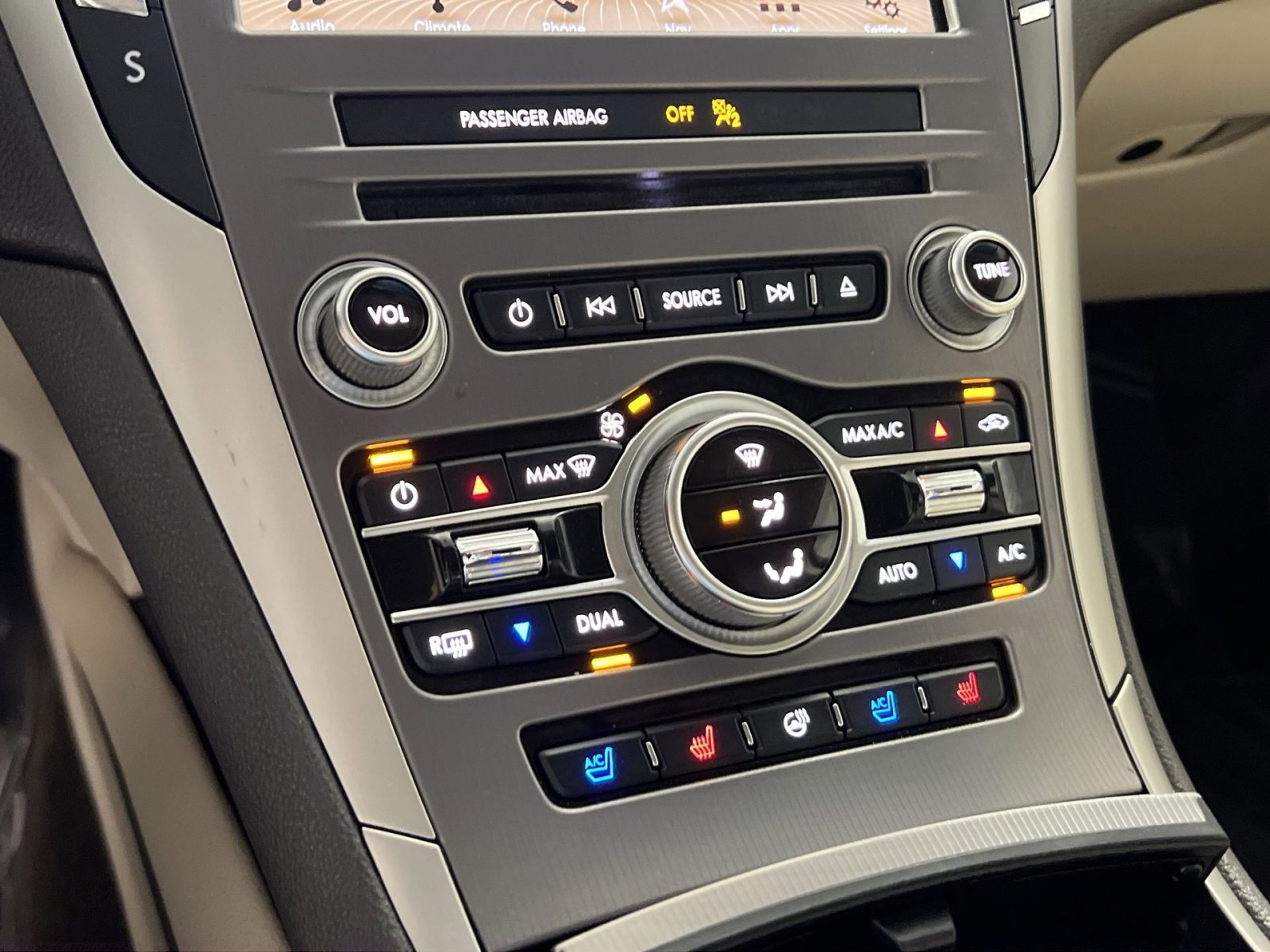 Used 2018 Lincoln MKZ Reserve w/ Technology Package FWD image 22