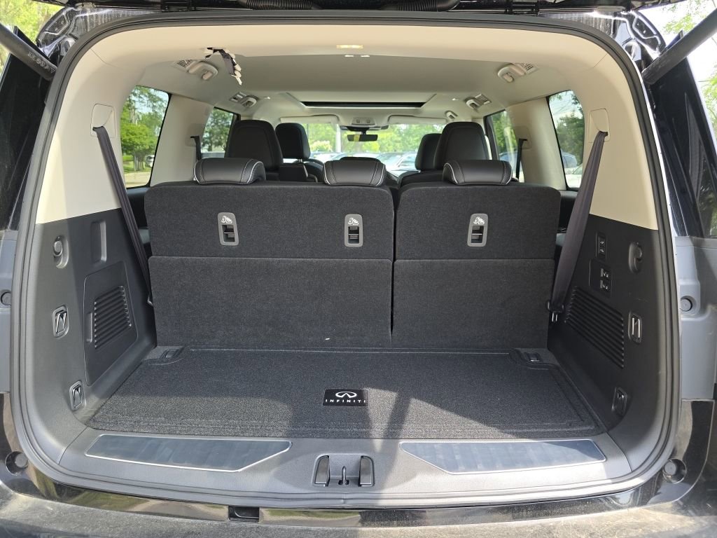 Certified 2025 INFINITI QX80 Luxe w/ Cargo Package image 27