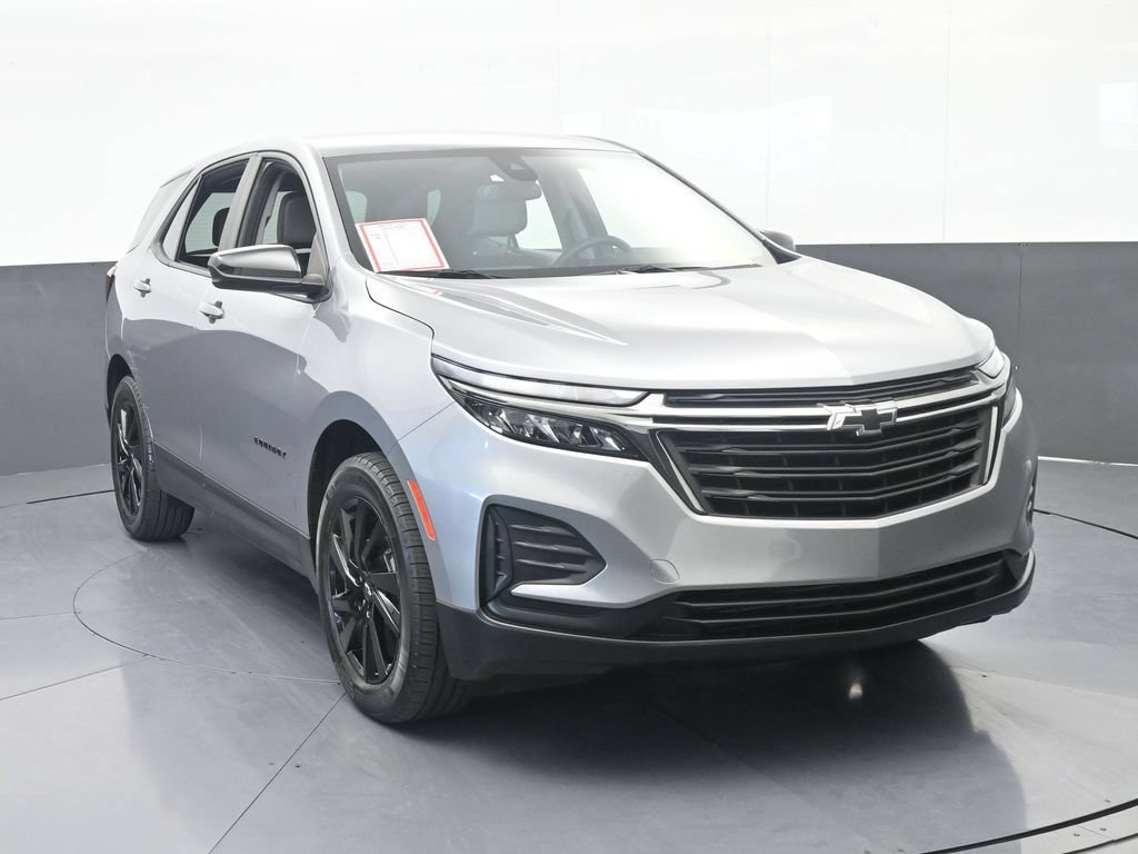 Used 2024 Chevrolet Equinox LS w/ LS Convenience Package FWD image 9