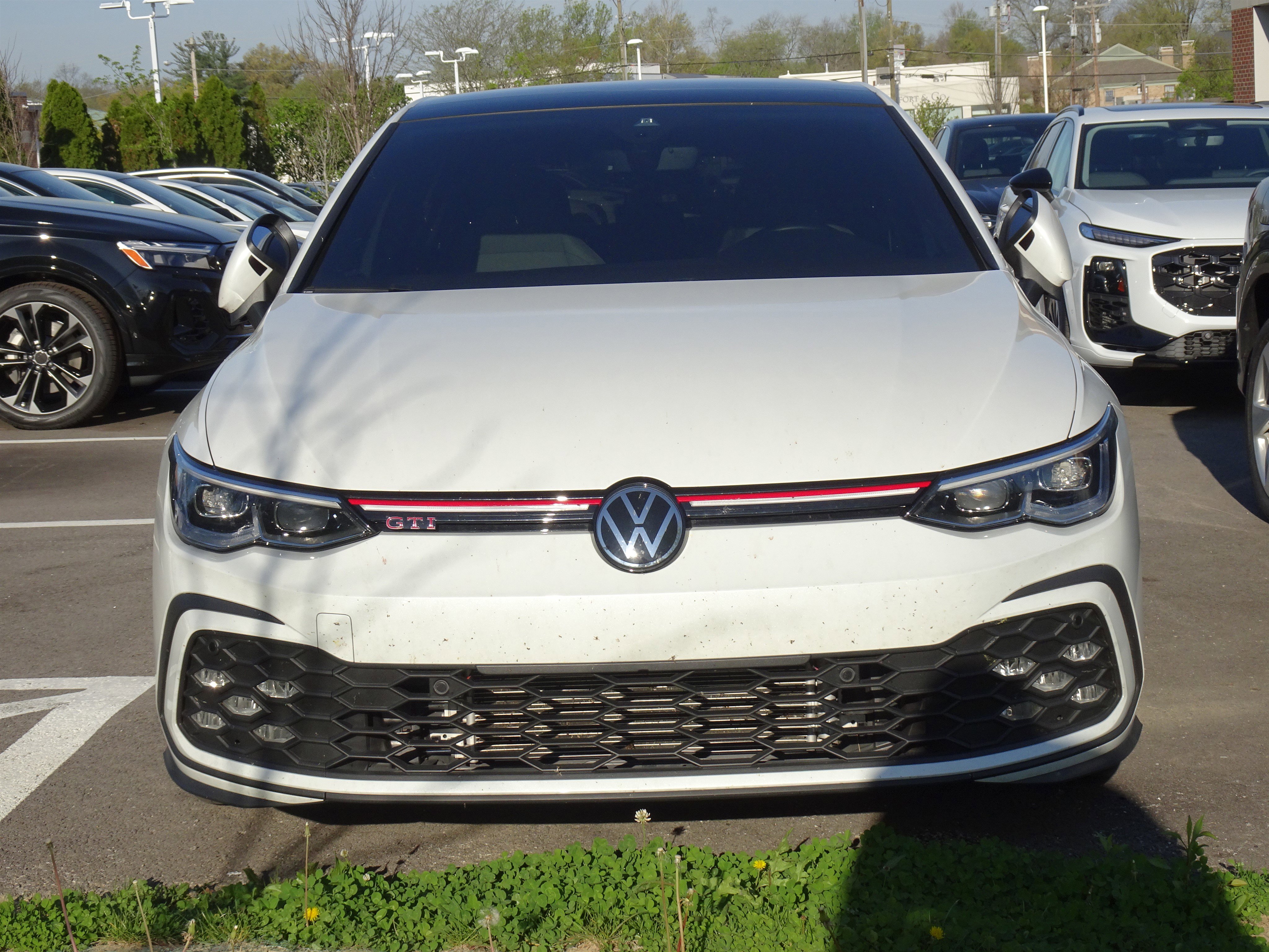 Used 2024 Volkswagen GTI SE w/ SE Leather Seats Package FWD image 2