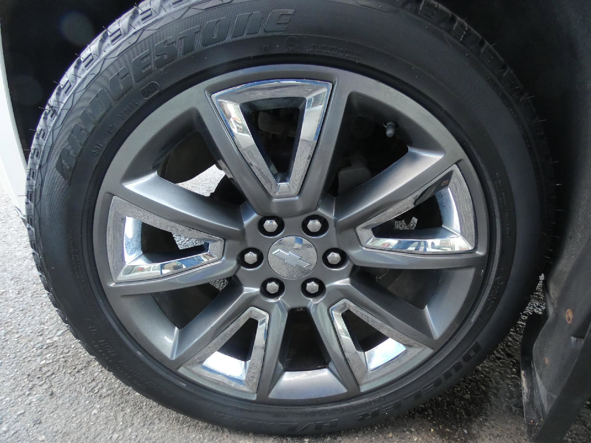 Used 2015 Chevrolet Tahoe LTZ AWD/4WD image 8