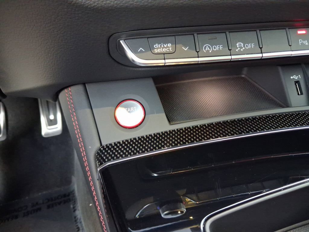 Used 2025 Audi SQ5 Premium Plus image 28