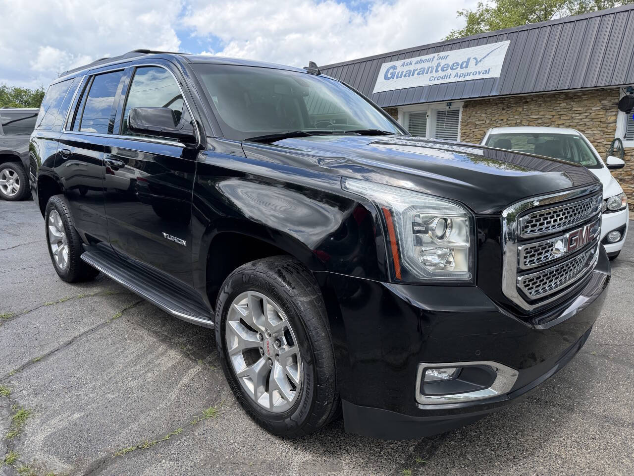 Used 2018 GMC Yukon SLE w/ SLE Value Package