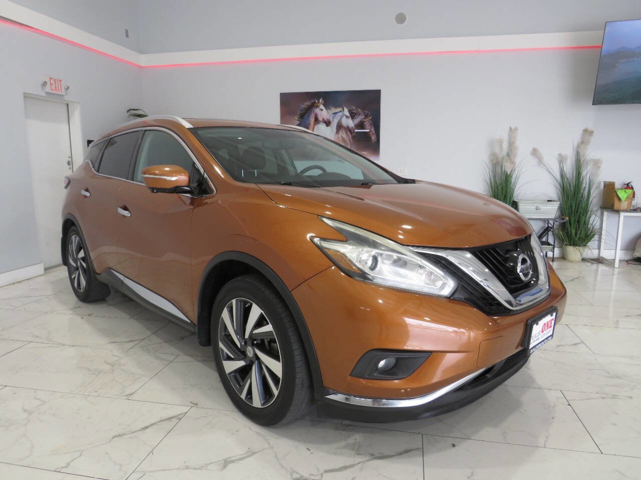 Used 2015 Nissan Murano Platinum w/ Platinum Technology Package FWD image 2