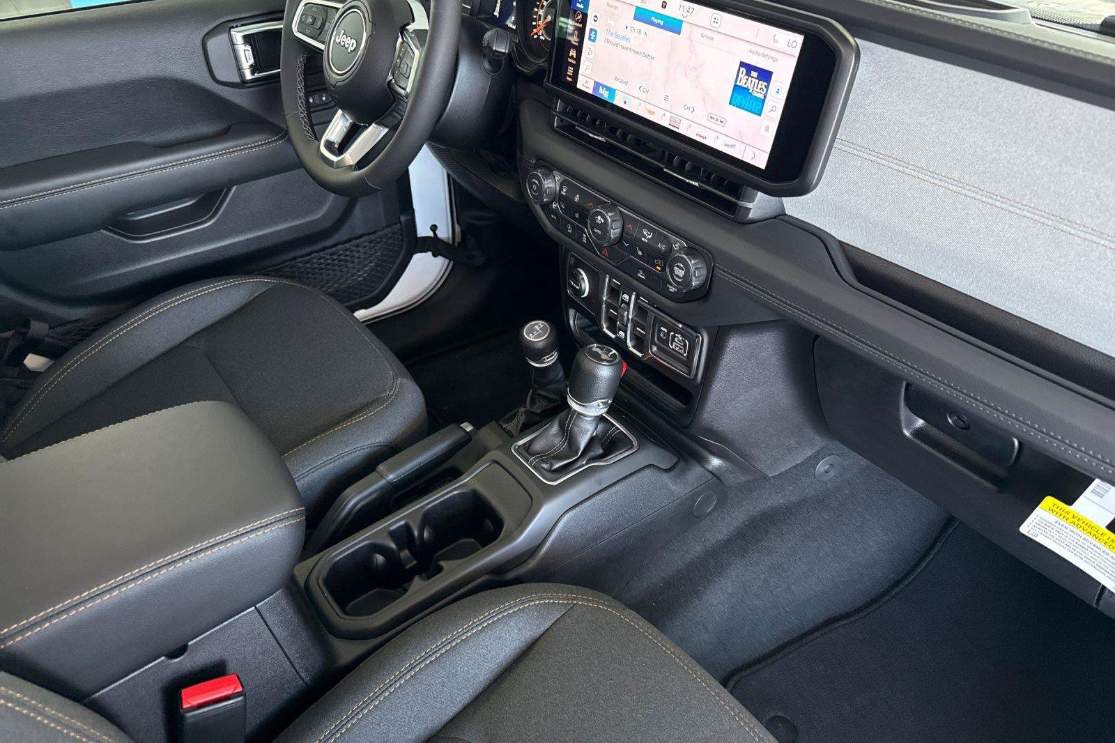 New 2026 Jeep Wrangler Unlimited Sahara AWD/4WD image 16
