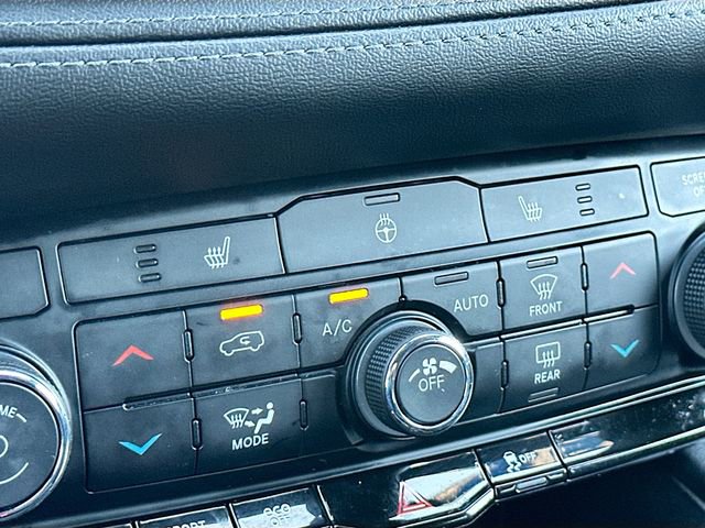 Used 2024 Dodge Durango SXT image 19