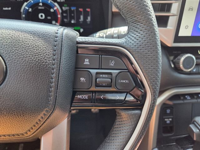 Used 2024 Toyota Sequoia SR5 w/ SR5 Premium Package RWD image 32