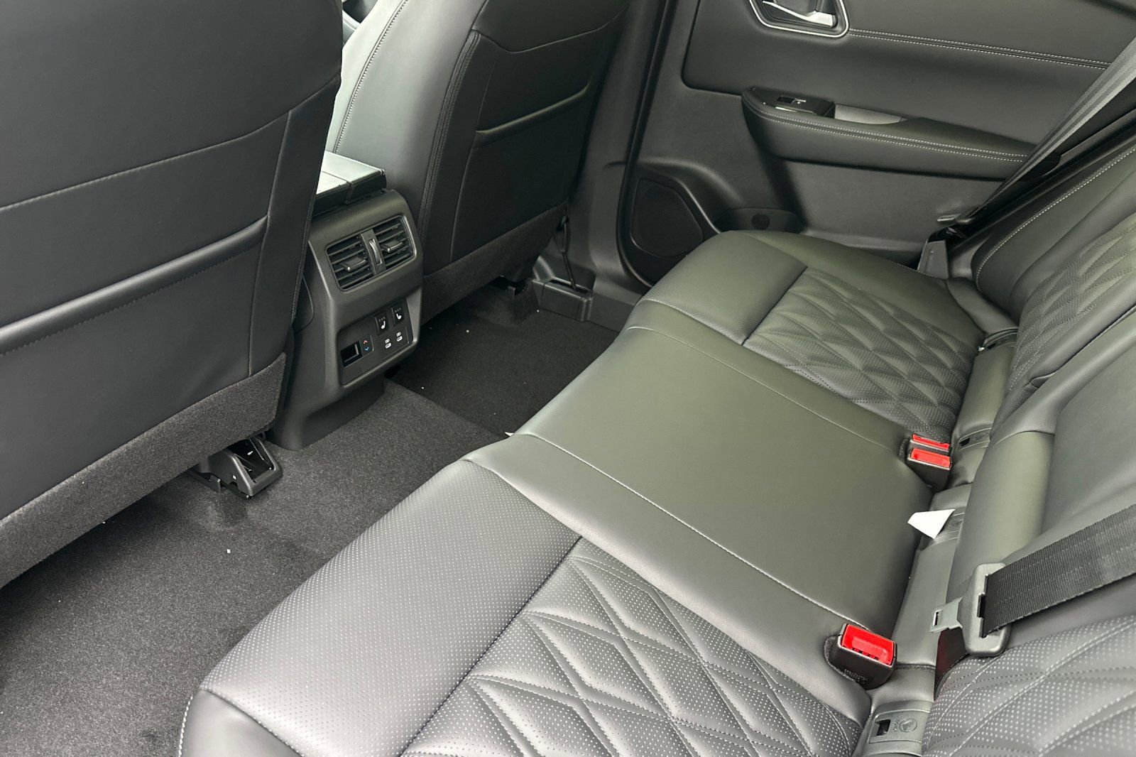 New 2026 Nissan Rogue Platinum w/ Platinum Premium Package image 14