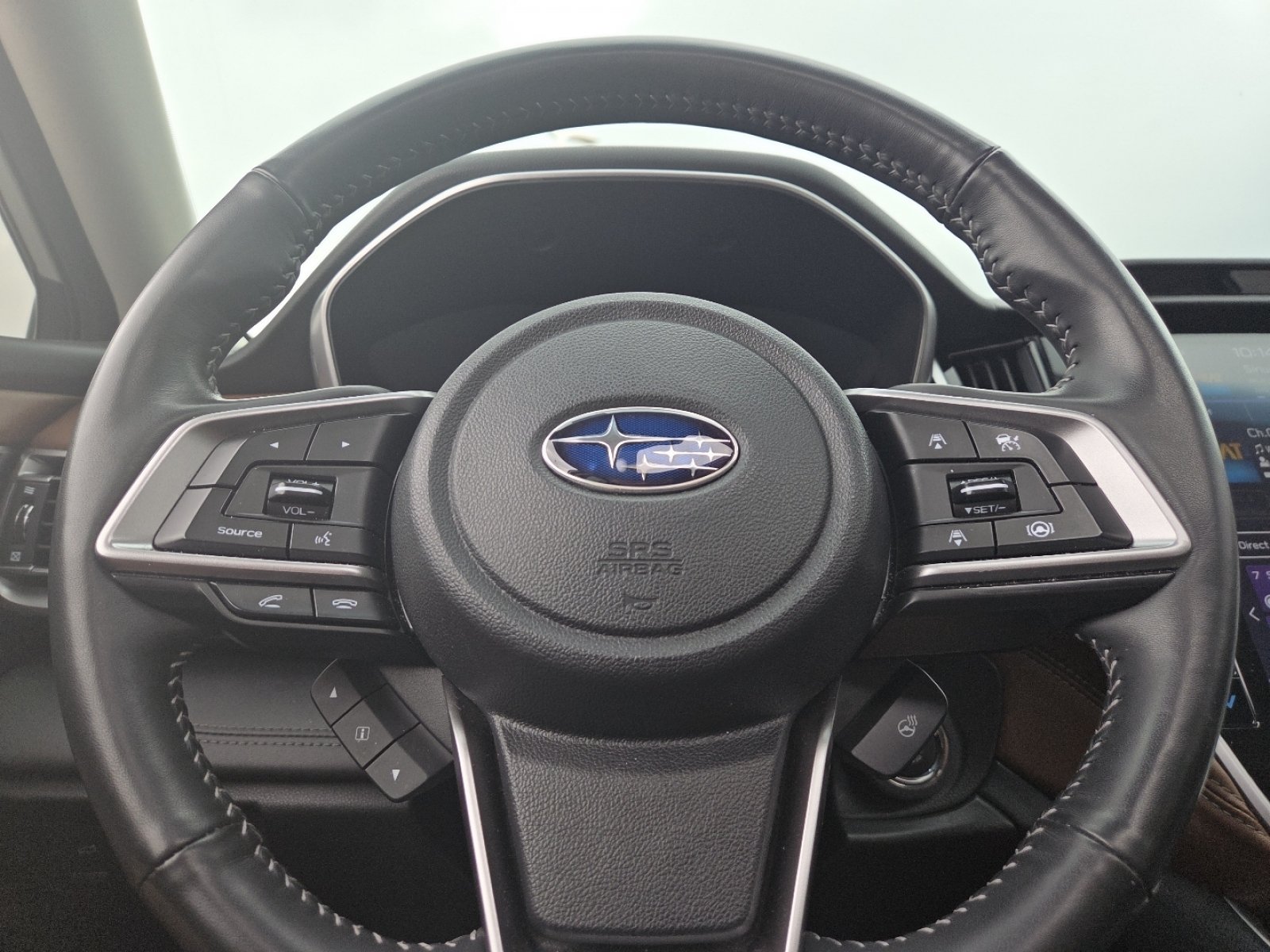 Used 2022 Subaru Outback Touring w/ Popular Package #2 AWD/4WD image 30