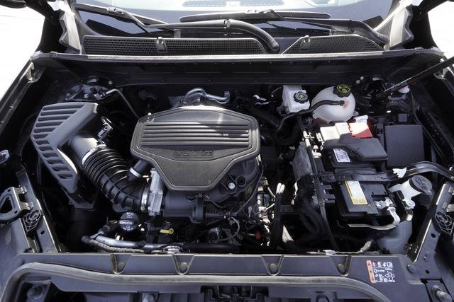 Used 2023 GMC Acadia SLT image 10