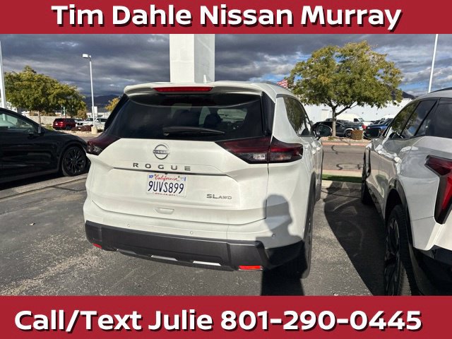 Used 2026 Nissan Rogue SL AWD/4WD image 16