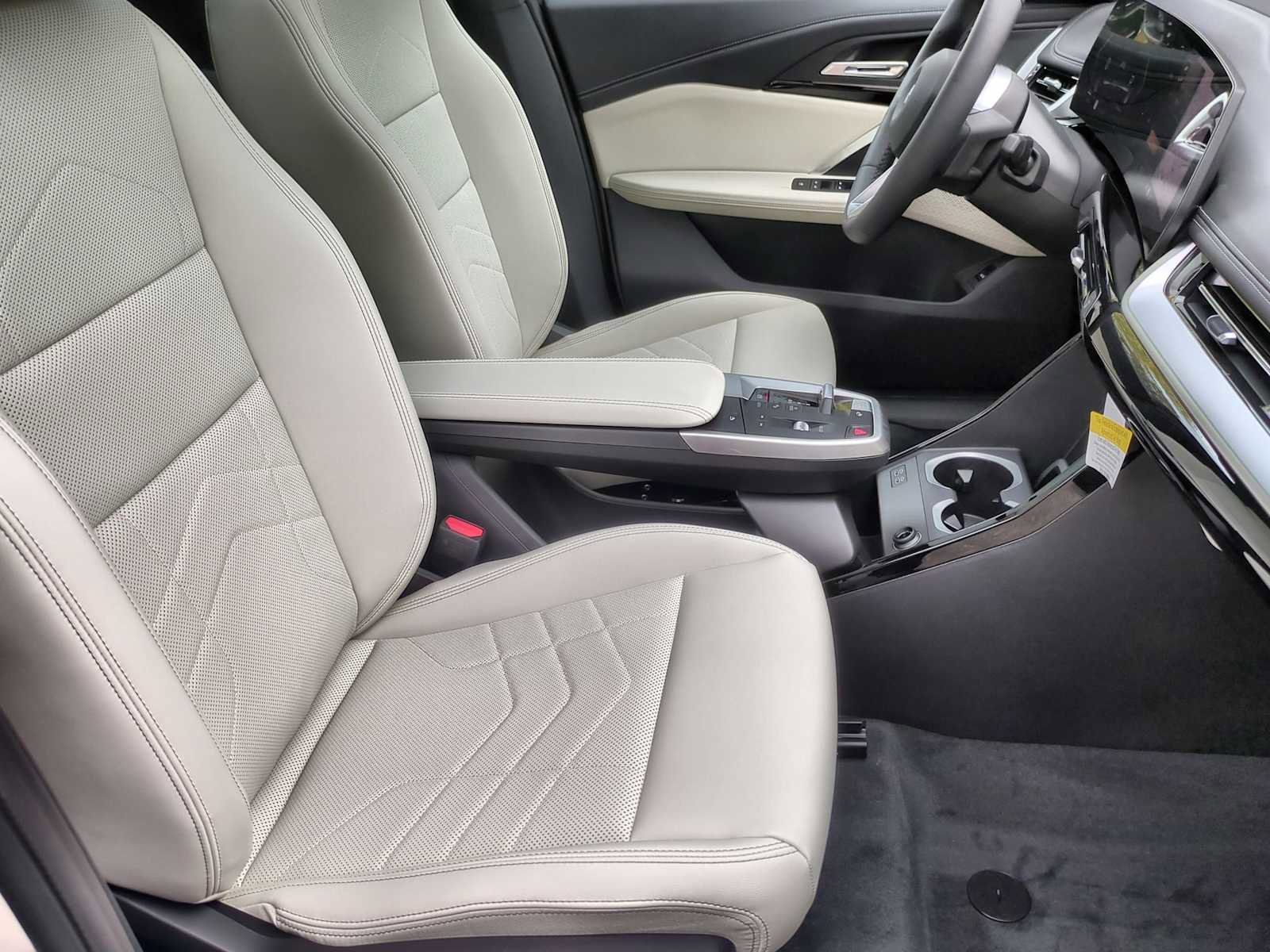 Used 2026 BMW X1 xDrive28i w/ Technology Package image 23