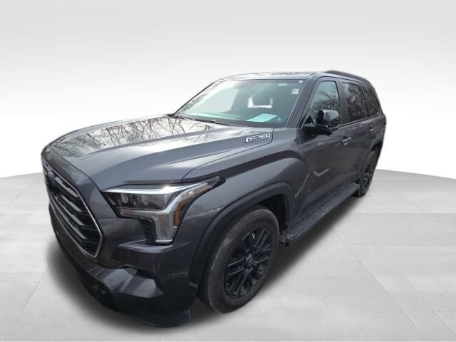 Used 2025 Toyota Sequoia Limited w/ Tow Technology Package image 10