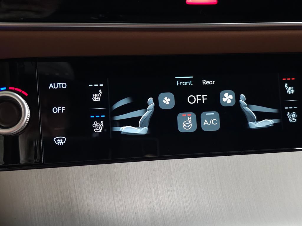 New 2026 Genesis GV70 2.5T Advanced AWD/4WD image 27