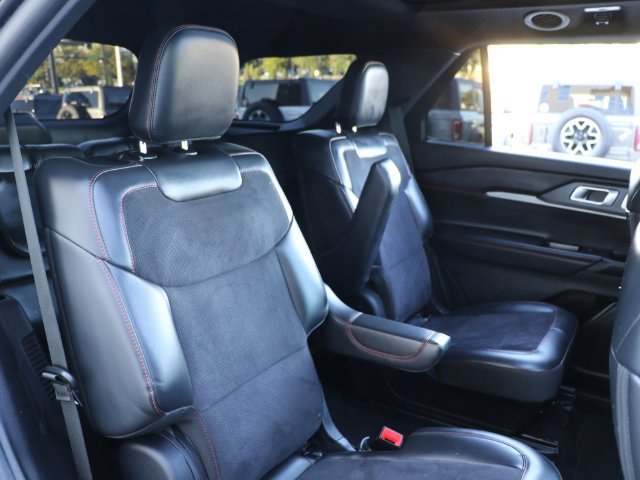 Used 2025 Ford Explorer ST w/ Sun And Sound Package AWD/4WD image 14