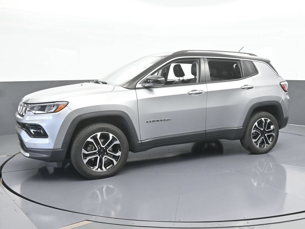 Used 2022 Jeep Compass Limited w/ Sun and Sound Group AWD/4WD image 2