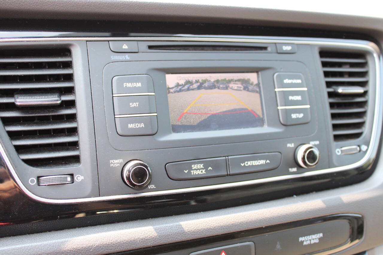 Used 2015 Kia Sedona EX w/ EX Premium Plus Package FWD image 15