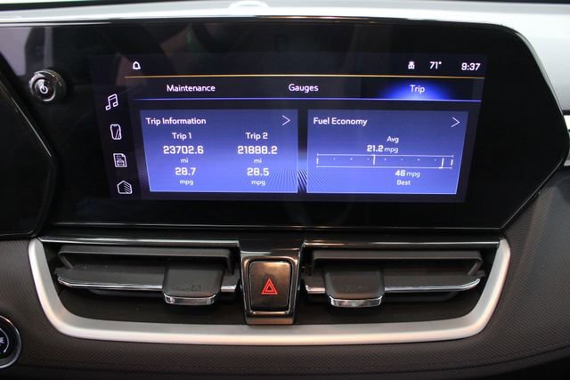 Used 2025 Chevrolet TrailBlazer LT w/ Driver Confidence Package image 22