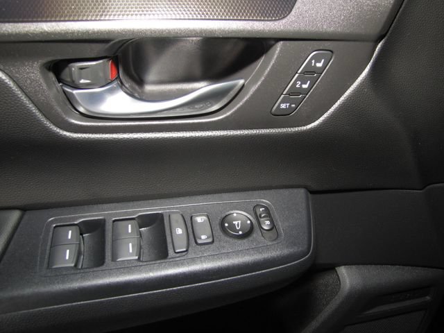 Certified 2025 Honda CR-V Sport-L image 11