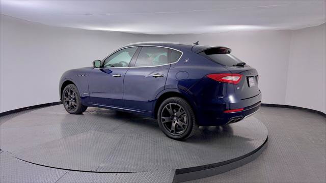 Used 2018 Maserati Levante GranLusso AWD/4WD image 4