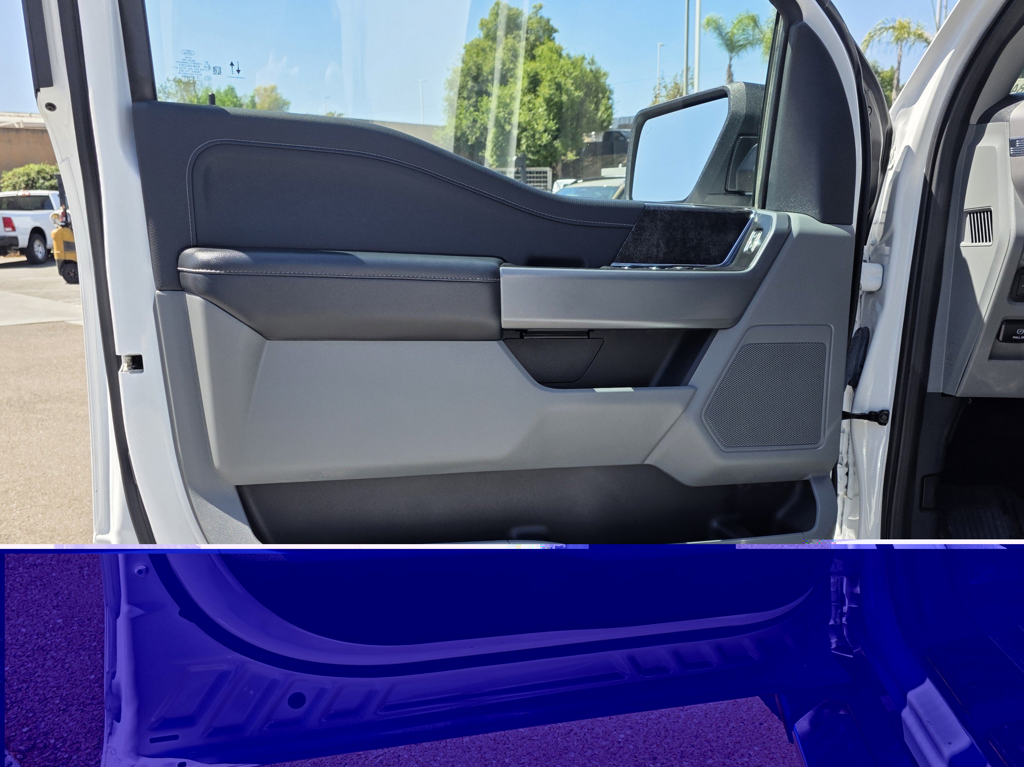 Used 2022 Ford F150 XLT w/ Equipment Group 302A High AWD/4WD image 11