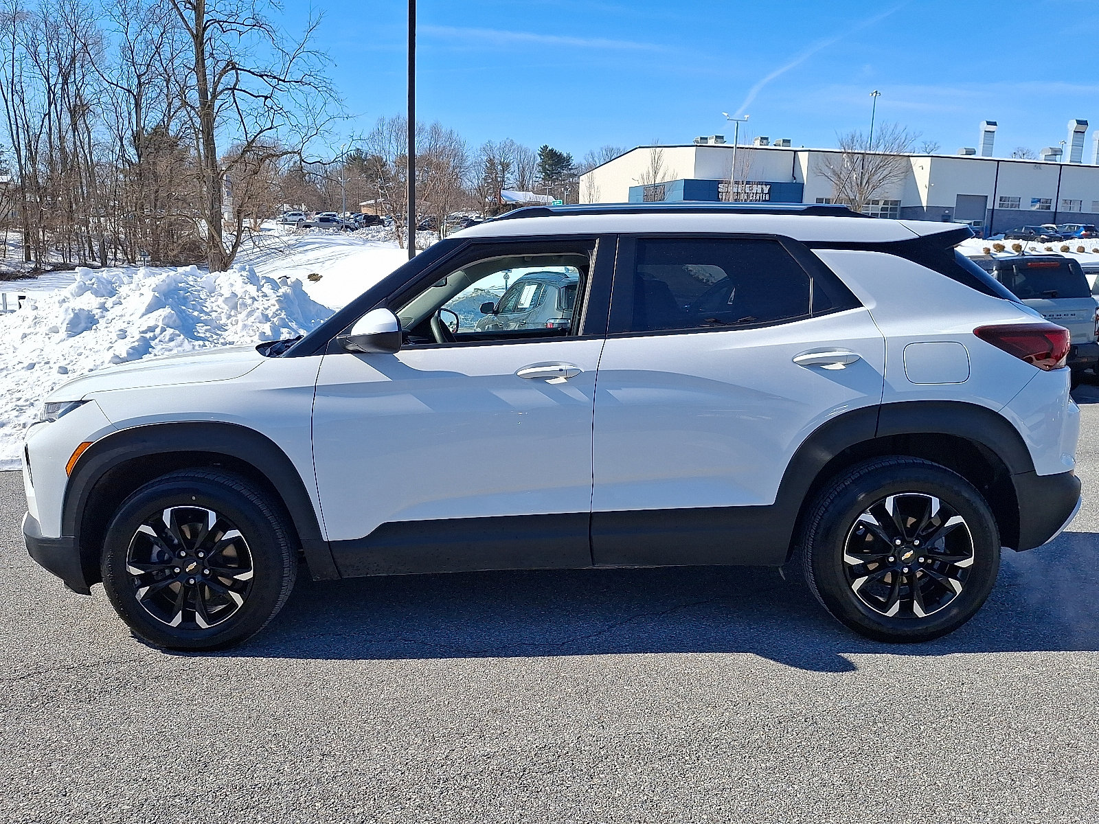 Used 2023 Chevrolet TrailBlazer LT w/ Convenience Package image 8