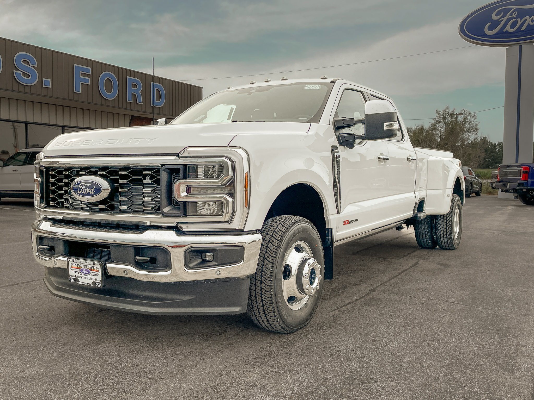 New 2026 Ford F350 Lariat w/ Lariat Ultimate Package AWD/4WD image 2