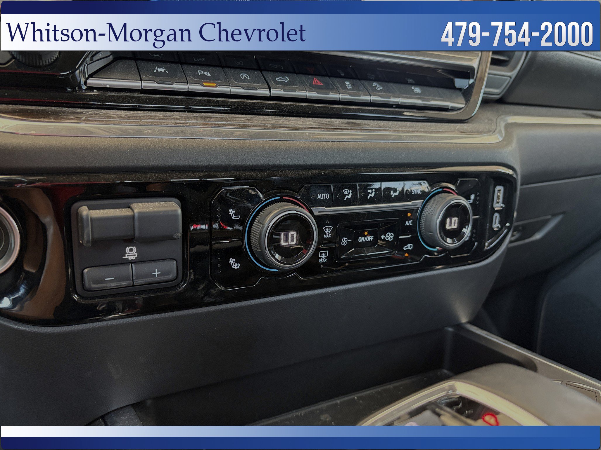 Used 2024 Chevrolet Silverado 1500 LT Trail Boss w/ Convenience Package II AWD/4WD image 28