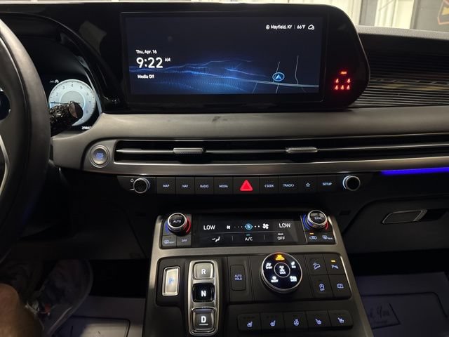 Used 2025 Hyundai Palisade Calligraphy AWD/4WD image 11