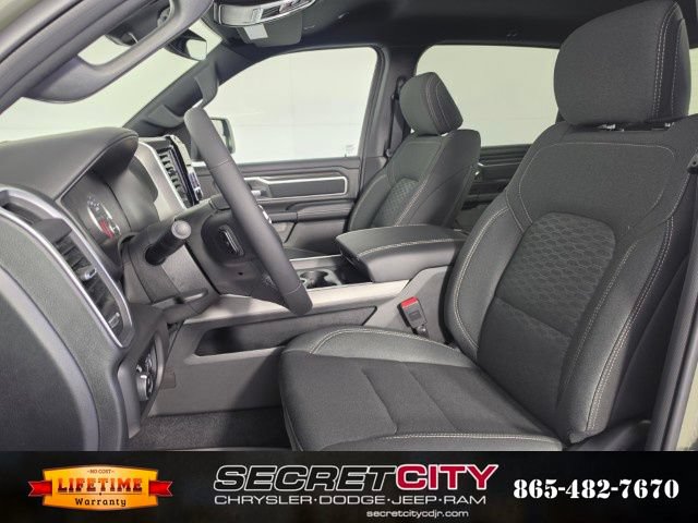 New 2026 RAM 1500 Big Horn AWD/4WD image 10
