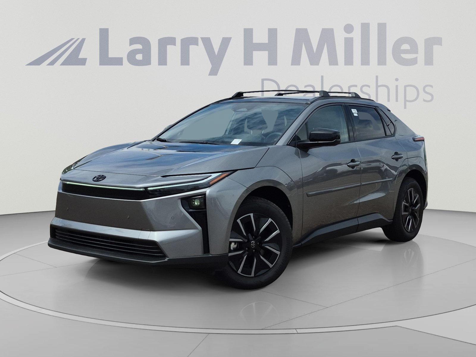 Used 2026 Toyota bZ AWD/4WD video 1