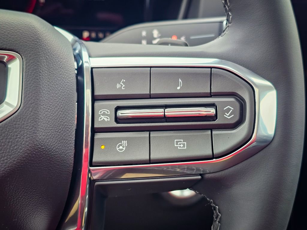 New 2026 GMC Terrain Denali w/ LPO, Floor Liner Package image 23