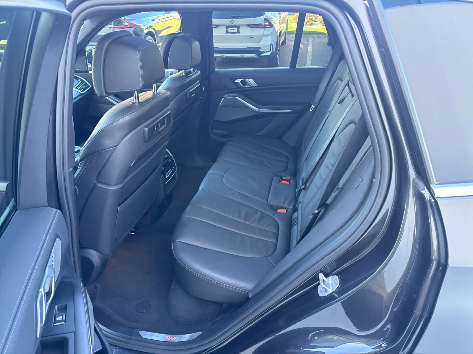 Used 2019 BMW X5 xDrive50i w/ Off-Road Package image 15