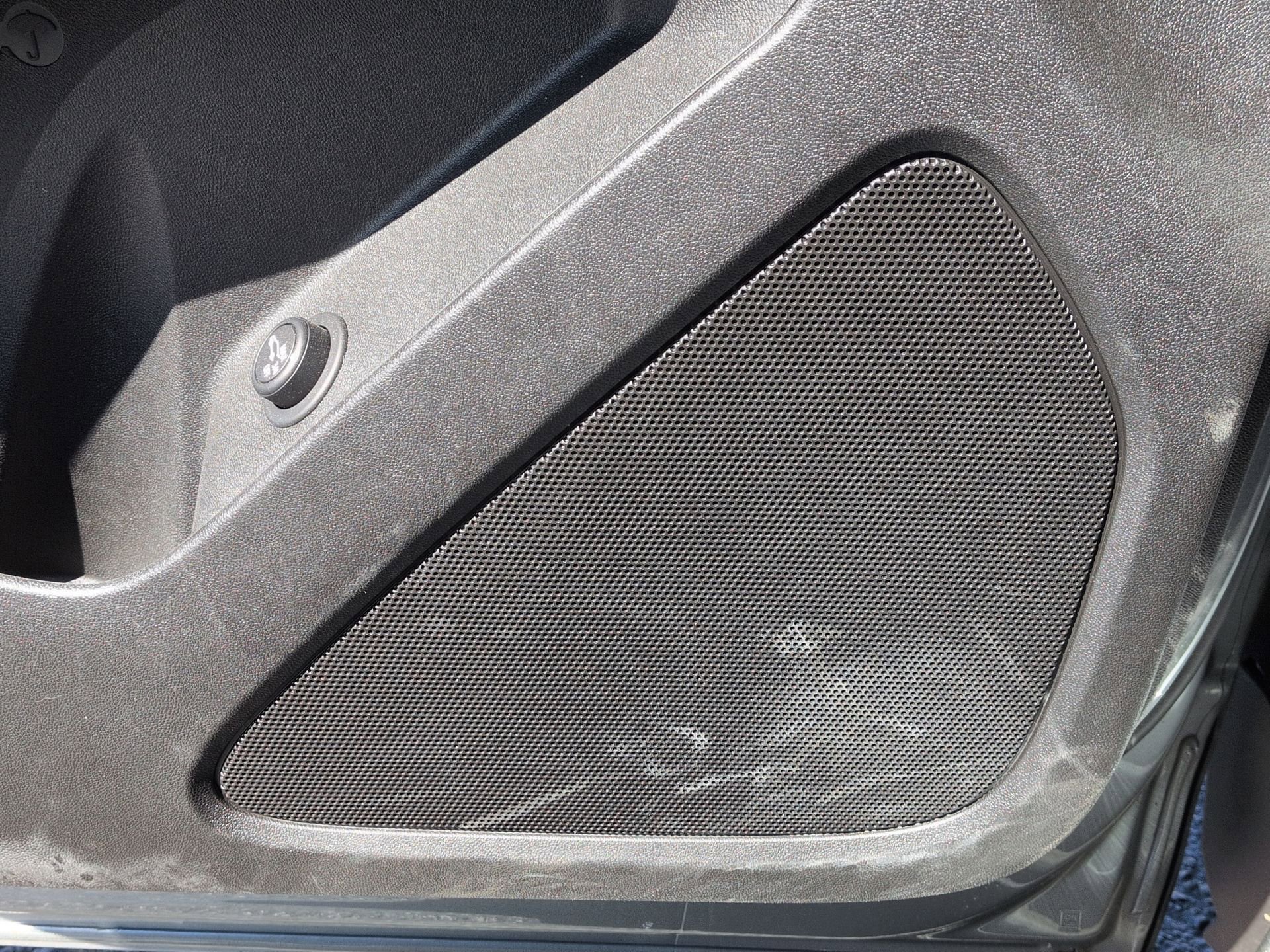 Certified 2024 Chevrolet Equinox LT w/ LPO, Floor Liner Package FWD image 24