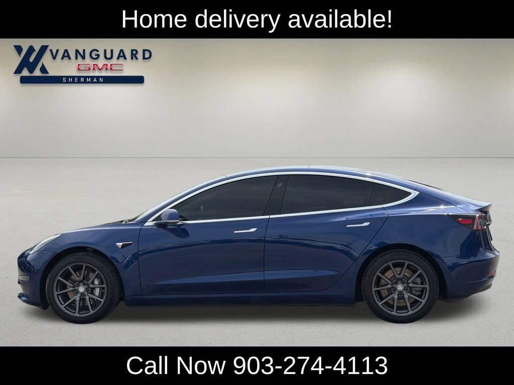 Used 2019 Tesla Model 3 Standard Range image 4