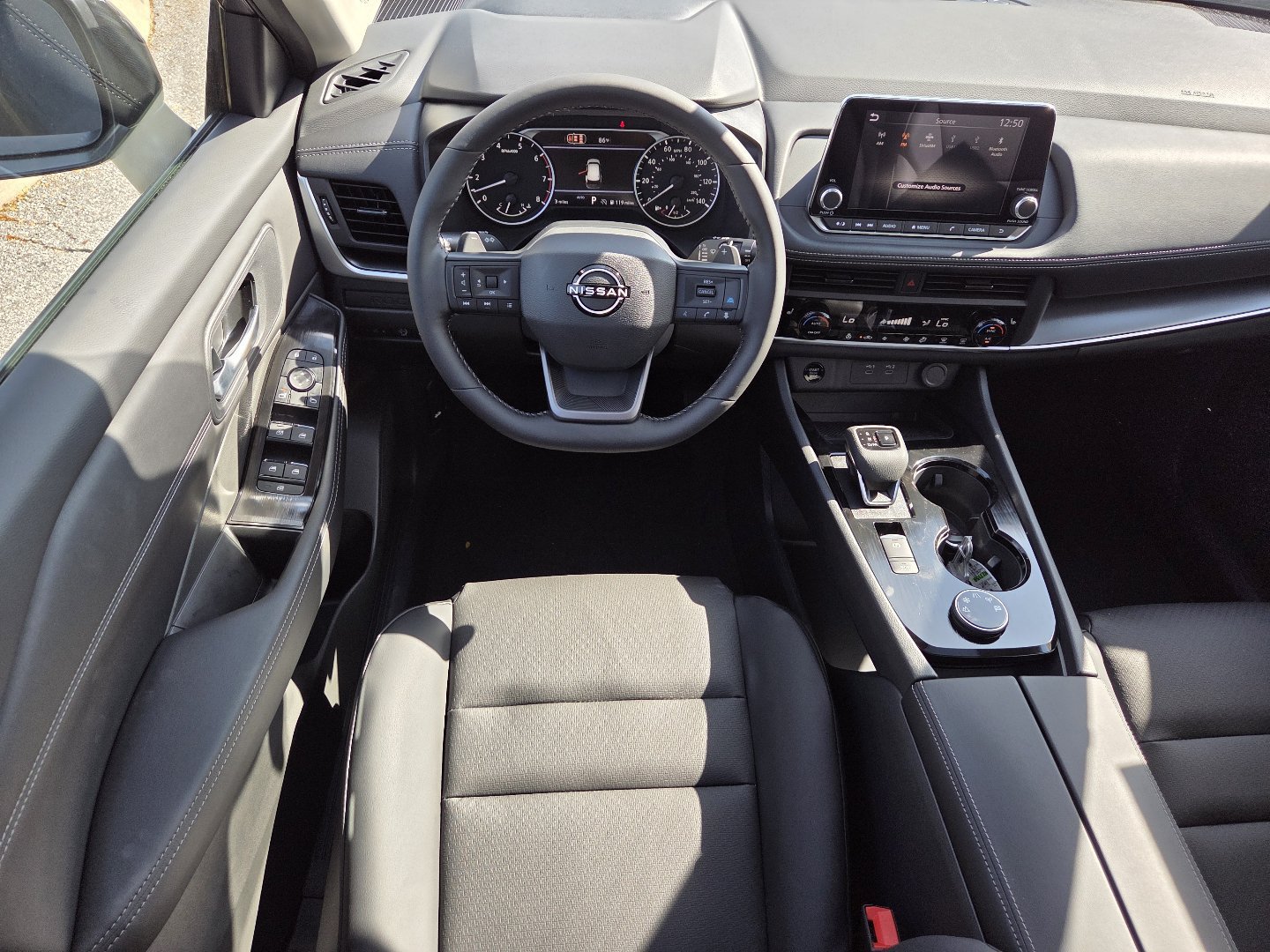 New 2027 Nissan Rogue Dark Armor AWD/4WD image 5