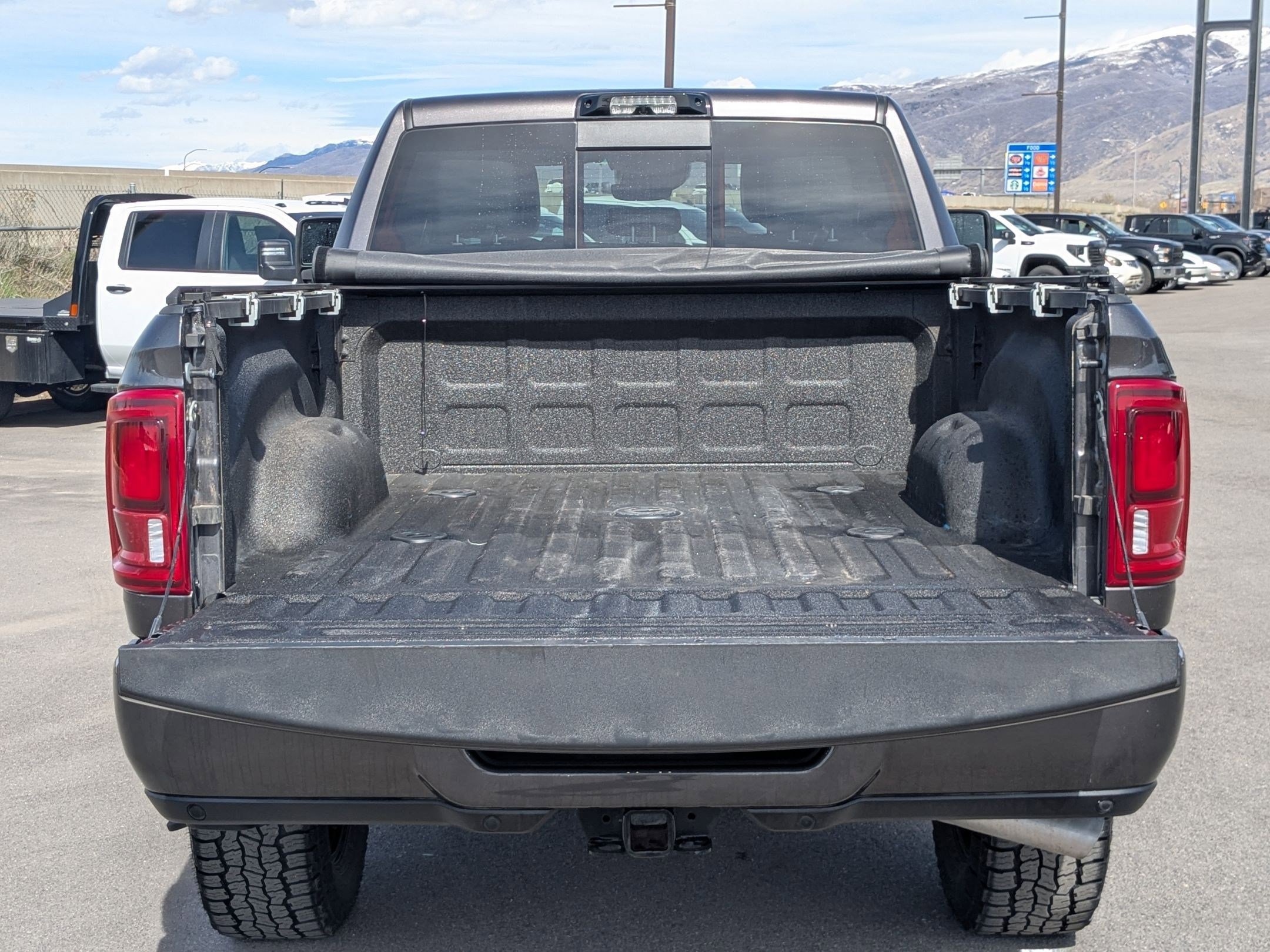 Used 2025 RAM 2500 Laramie w/ Night Edition image 33