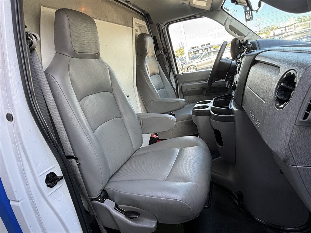 Used 2023 Ford E-350 and Econoline 350 Super Duty w/ Power Windows & Locks Group RWD image 24