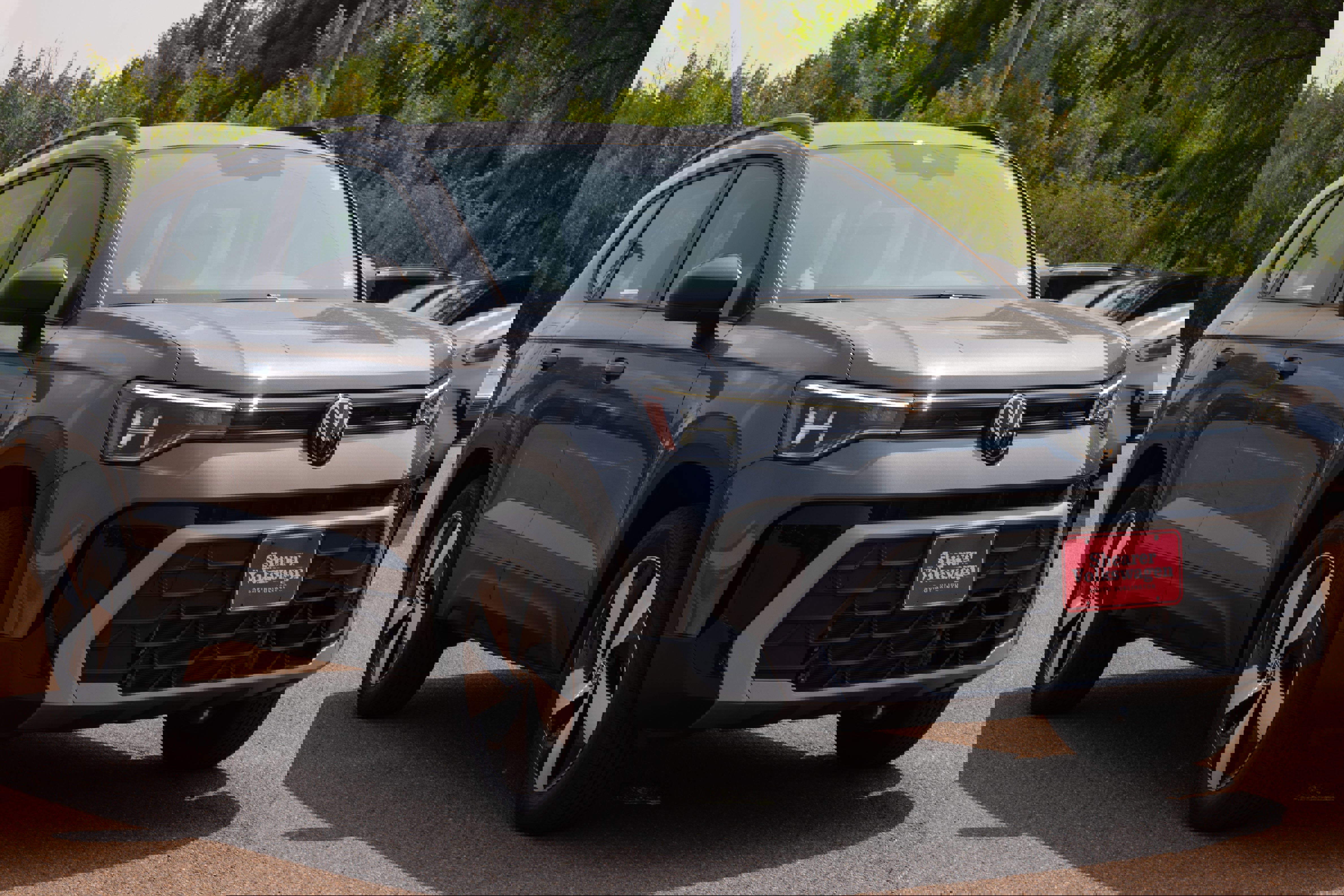 New 2025 Volkswagen Taos S image 10