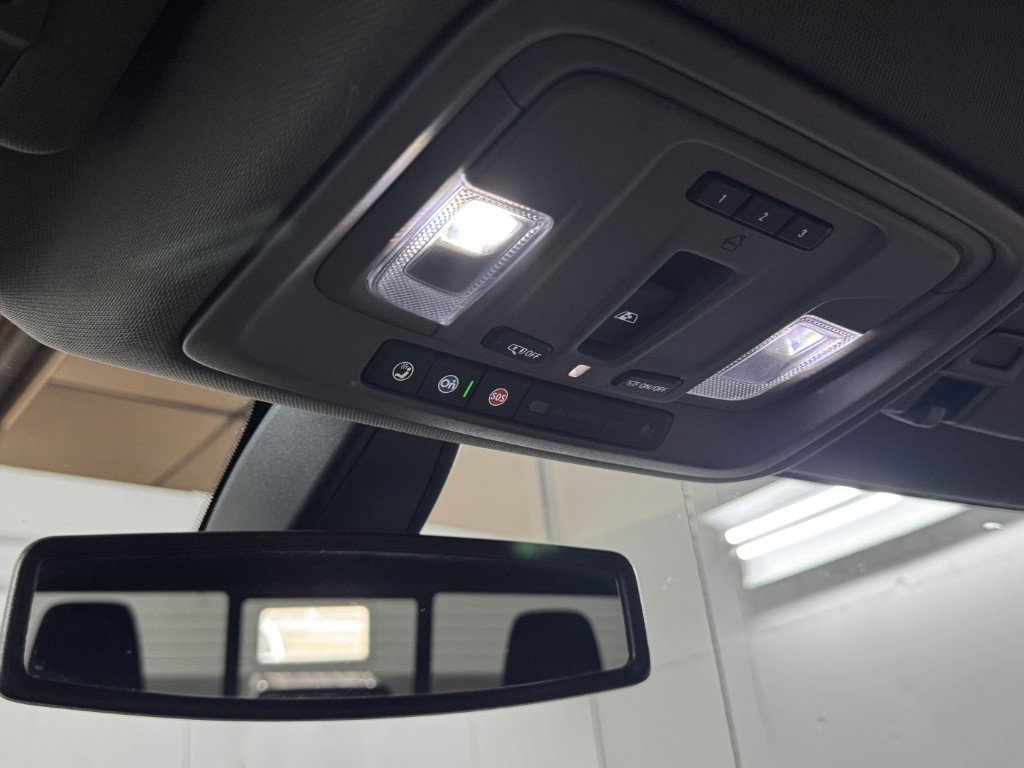 Used 2022 Chevrolet Silverado 1500 LT image 44