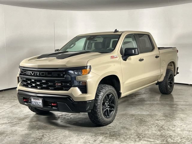 Used 2023 Chevrolet Silverado 1500 Custom Trail Boss AWD/4WD image 4
